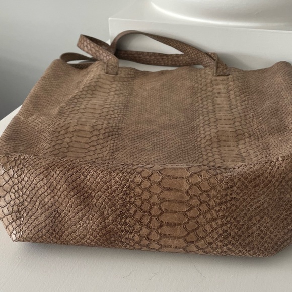 Monserat de Lucca large snakeskin tote bag - Picture 8 of 8